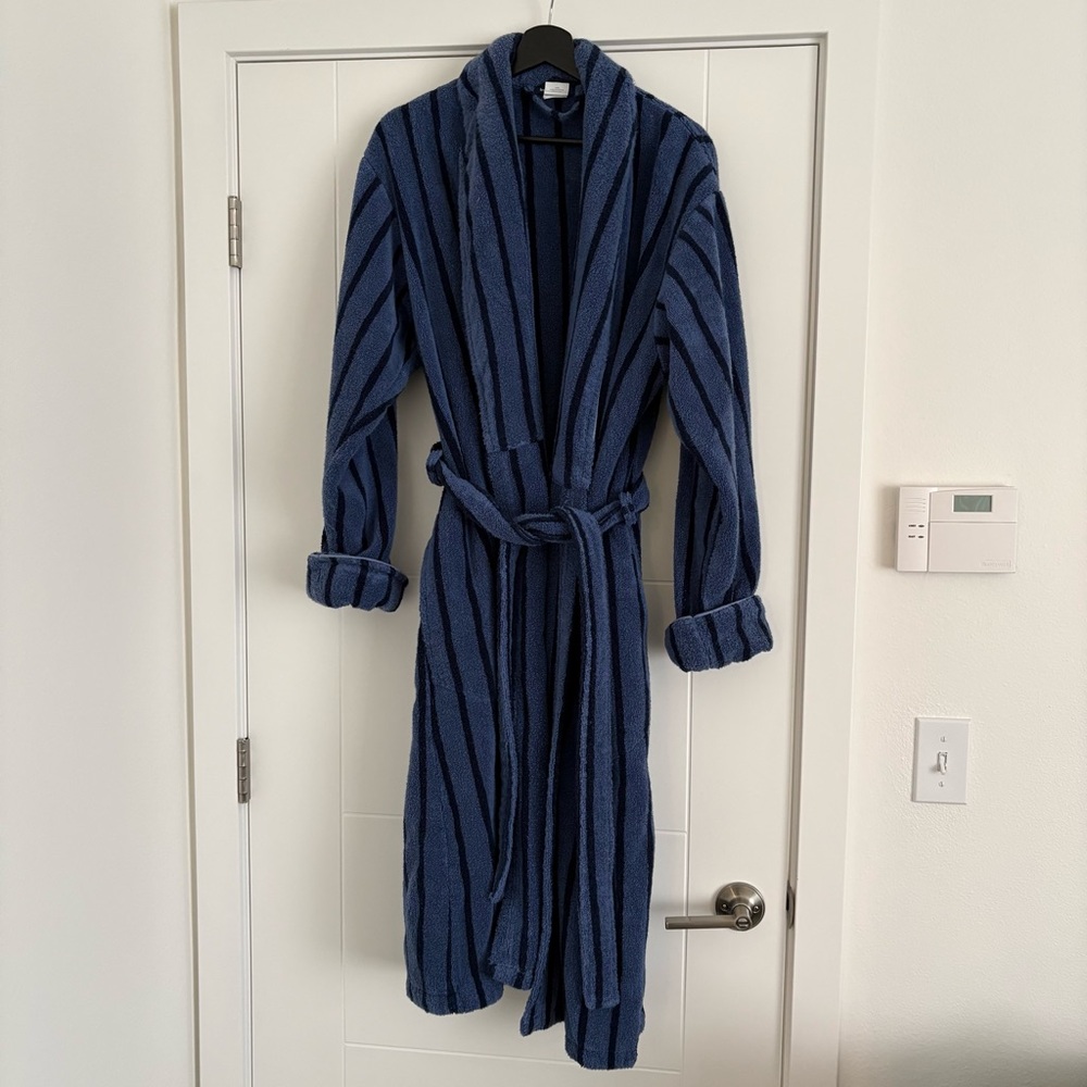 BROOKLINEN Super-Plush Striped Robe
